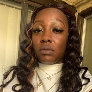 Meet your Posher, Nishanda